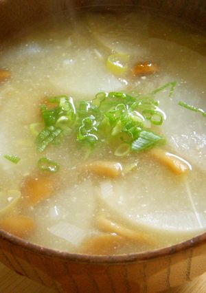 具沢山なめこと大根の味噌汁-レシピのメイン写真