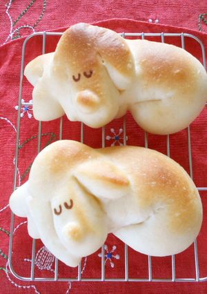 いぬパン 眠るダックス風のパン-レシピのメイン写真