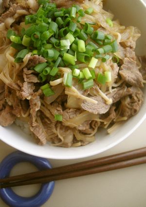 簡単！新玉ねぎdeつゆだく牛丼☆-レシピのメイン写真