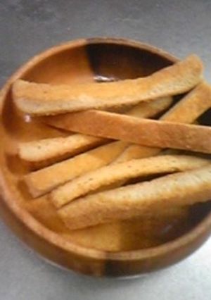 食パンの耳がおやつに変身！パン耳ラスク♪-レシピのメイン写真