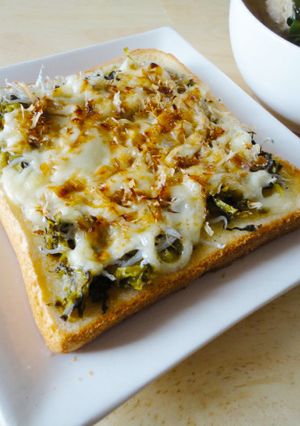 高菜としらすのチーズおかかトースト-レシピのメイン写真
