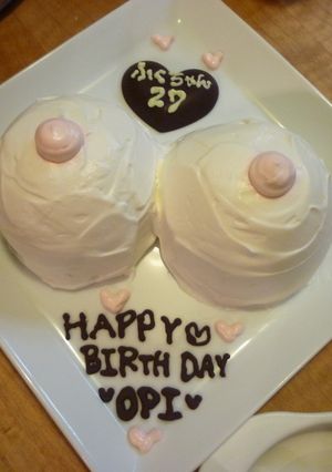 うけ狙い!!!　立体おっぱいケーキ(笑)-レシピのメイン写真
