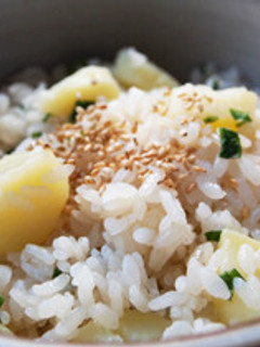 ジャガイモ炊き込みご飯-レシピのメイン写真