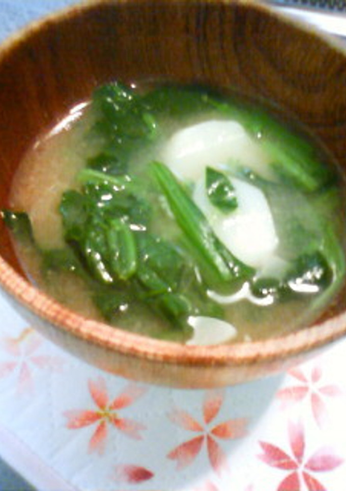 みそ汁（　新じゃがとほうれん草　）-レシピのメイン写真