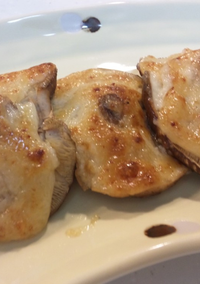 簡単！しいたけのダシ☆マヨ焼き！！-レシピのメイン写真