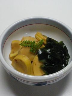 我が家の「タケノコとワカメの若竹煮」-レシピのメイン写真