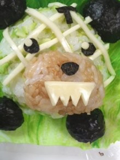 メロン熊 キャラ弁(おにぎり)-レシピのメイン写真
