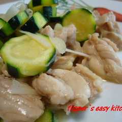 A picture of 旬です！ズッキーニのバター煮びたし.