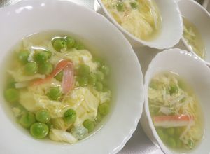 グリーンピースの卵とじなスープ-レシピのメイン写真