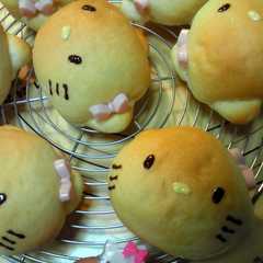 รูปของ 可愛いキャラパン！！　キティパン♥