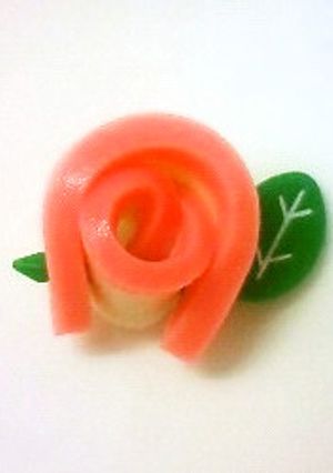 ✿かまぼこでバラ✿簡単*キャラ弁-レシピのメイン写真