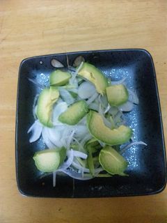 新玉葱とアボカドサラダ-レシピのメイン写真