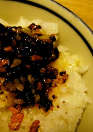 ご飯に☆食べるラー油+海苔の佃煮-レシピのメイン写真