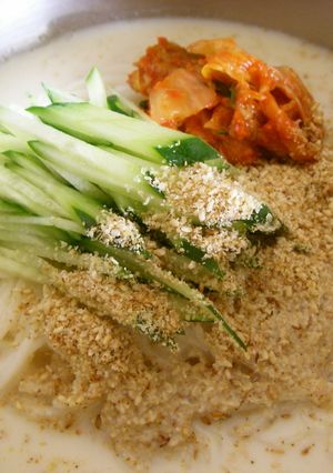 韓国　豆乳そうめん　コングクス-レシピのメイン写真