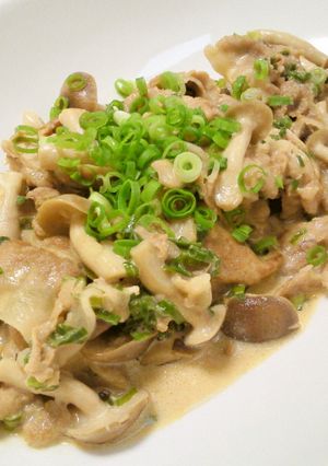ネギだくで♪豚肉としめじのマヨポン-レシピのメイン写真