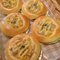 コーンパンページ HBコーンパン（コーンマヨパン）。の昼ごはん