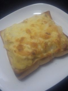 余ったポテトサラダで簡単トースト-レシピのメイン写真