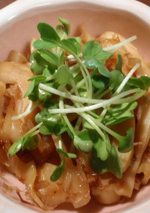 以外に合う！筍＆かいわれ大根サラダ-レシピのメイン写真
