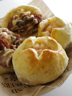 明太子ポテトぱん&残り物のから揚げぱん-レシピのメイン写真