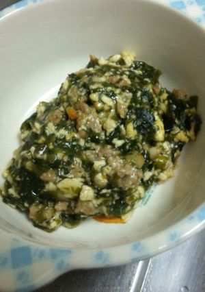 簡単！！子供向けワカメと挽き肉の炒り豆腐-レシピのメイン写真