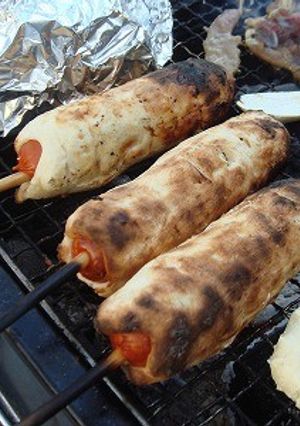 アウトドアに、BBQに！ウインナーパン♪-レシピのメイン写真