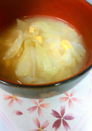 味噌バターコーンの味噌汁-レシピのメイン写真