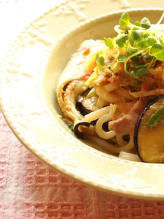 梅味噌マヨの焼きうどん-レシピのメイン写真