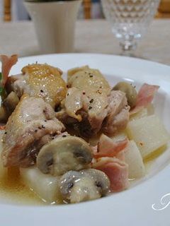 鶏肉と大根のブイヨン煮-レシピのメイン写真