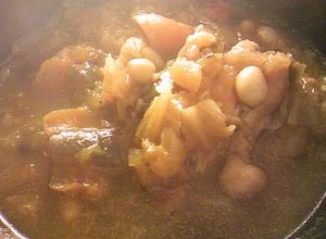 圧力鍋：鶏手羽元肉と大豆と野菜のトマト煮-レシピのメイン写真