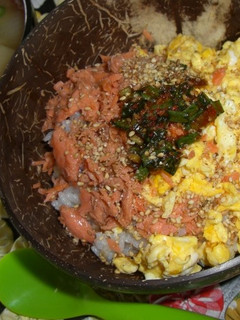 韓の鮭フレーク丼。ランチやひとりご飯に。-レシピのメイン写真