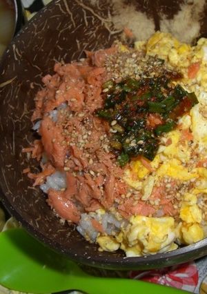 韓の鮭フレーク丼。ランチやひとりご飯に。-レシピのメイン写真