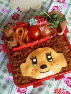 そぼろご飯deモンチッチ*簡単キャラ弁-レシピのメイン写真