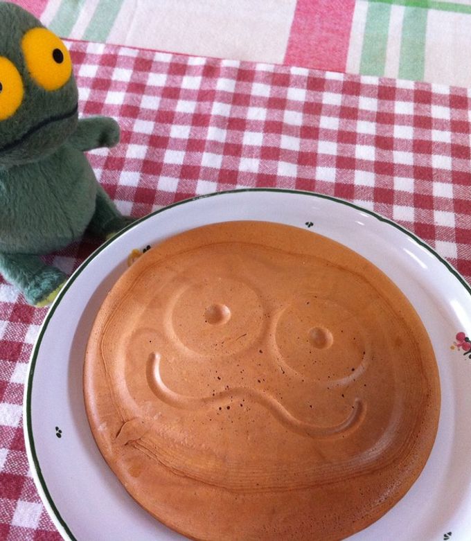 新品未使用 バムとケロ　ケロパンケーキパン ケロちゃんの顔型パンケーキが焼けちゃう！？ 大人気「パン