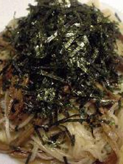 はなびし草の茶樹キノコとそうめんのアジアン炒め-レシピのメイン写真