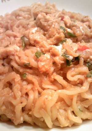 簡単、旨い焼き『辛ラーメン』-レシピのメイン写真