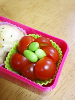 お弁当に ☆トマトのお花☆-レシピのメイン写真
