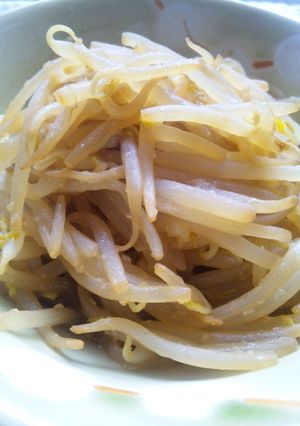 給料日前に！Ｋタロウさんのもやしだけ炒め-レシピのメイン写真