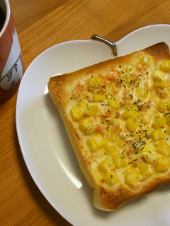 鮭フレ✿マヨ✿コーン✿トースト-レシピのメイン写真