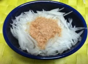 新たまねぎの王道！超粉おかかがけ-レシピのメイン写真