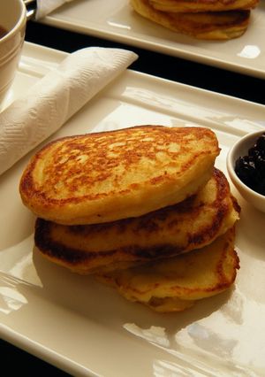 パンケーキにメレンゲ入れたら♪ふわふわ-レシピのメイン写真