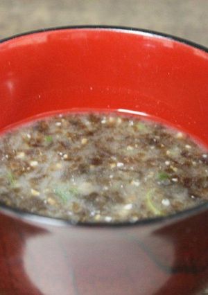 湿った焼き海苔の利用法～お味噌汁～-レシピのメイン写真