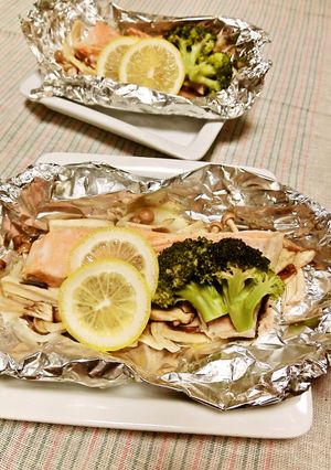 フライパンで簡単☆生鮭のホイル焼き♪-レシピのメイン写真