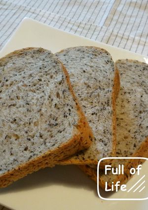 HB 全粒粉ゴマ食パン（早焼き）-レシピのメイン写真