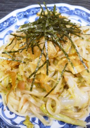 春キャベツと梅干のマヨポン焼きうどん☆-レシピのメイン写真