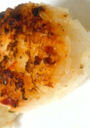 ピリっとやみつき焼きおにぎり♪-レシピのメイン写真