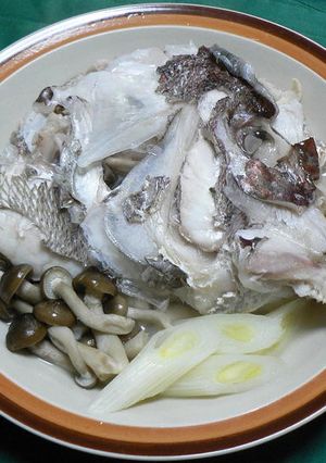電子レンジでお手軽、鯛の骨蒸し-レシピのメイン写真