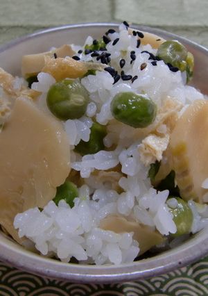 絶品！味な筍と旬なグリーンピースご飯-レシピのメイン写真