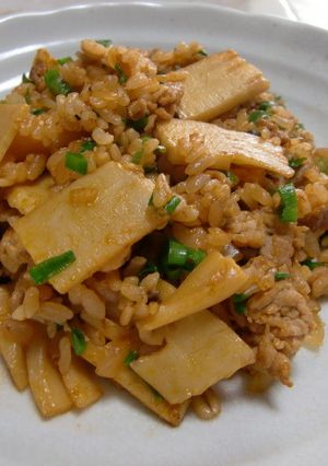 ランチにいかが！簡単豚肉と筍のチャーハン-レシピのメイン写真