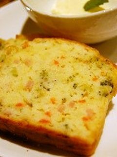 お野菜たっぷり☆ケークサレ-レシピのメイン写真