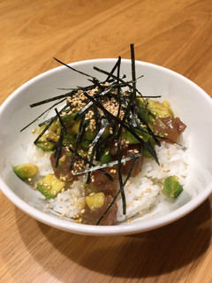 韓国風?まぐろアボガド丼-レシピのメイン写真